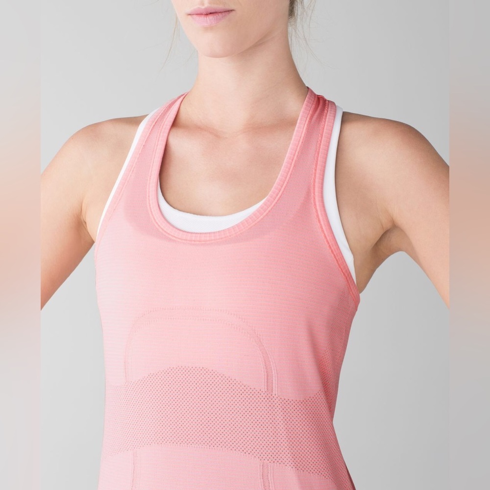 Lululemon Swiftly Tech Racerback Peach Coral Athletic Tank Top Size 10